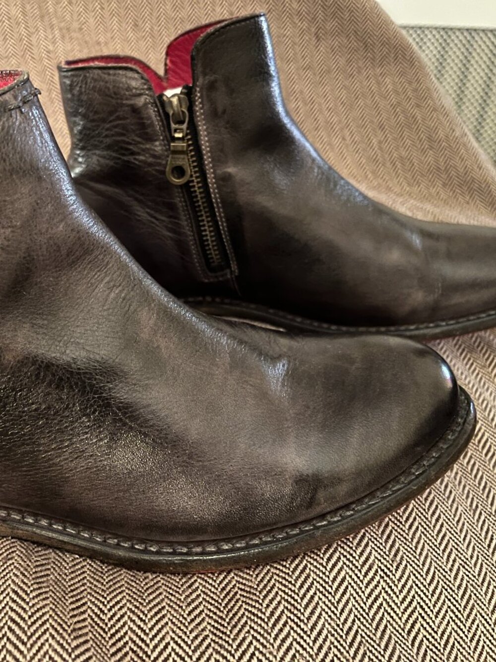 Bed Stu Yurisa Women's Black Rustic Leather Ankle Boots Size 8